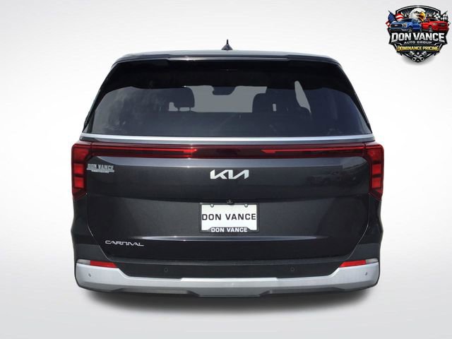 Used 2025 Kia Carnival image 4