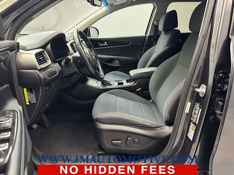 Used 2017 Kia Sorento LX w/ LX Convenience Package AWD/4WD image 12