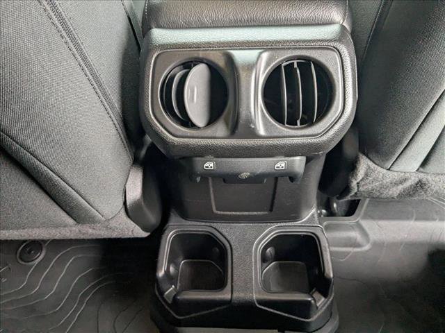 Certified 2020 Jeep Gladiator Sport image 18