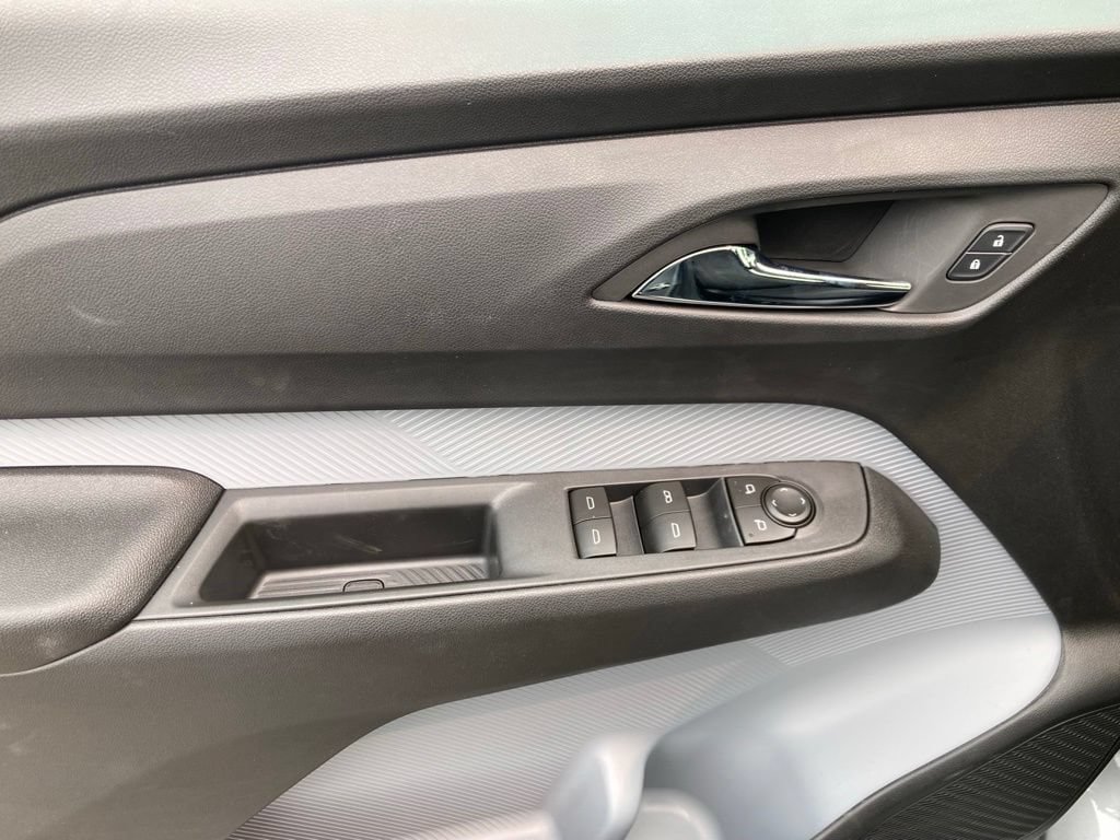 New 2027 Chevrolet Bolt LT w/ Comfort Package FWD image 14