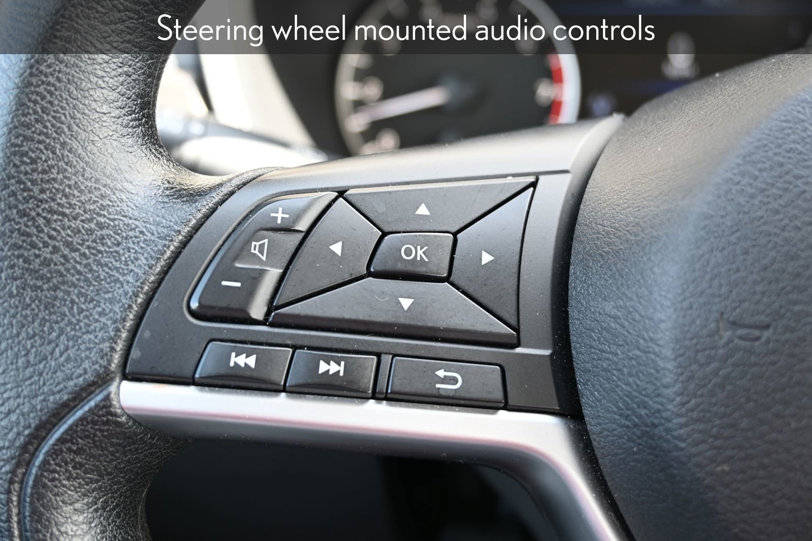 Used 2024 Nissan Altima 2.5 SV image 11