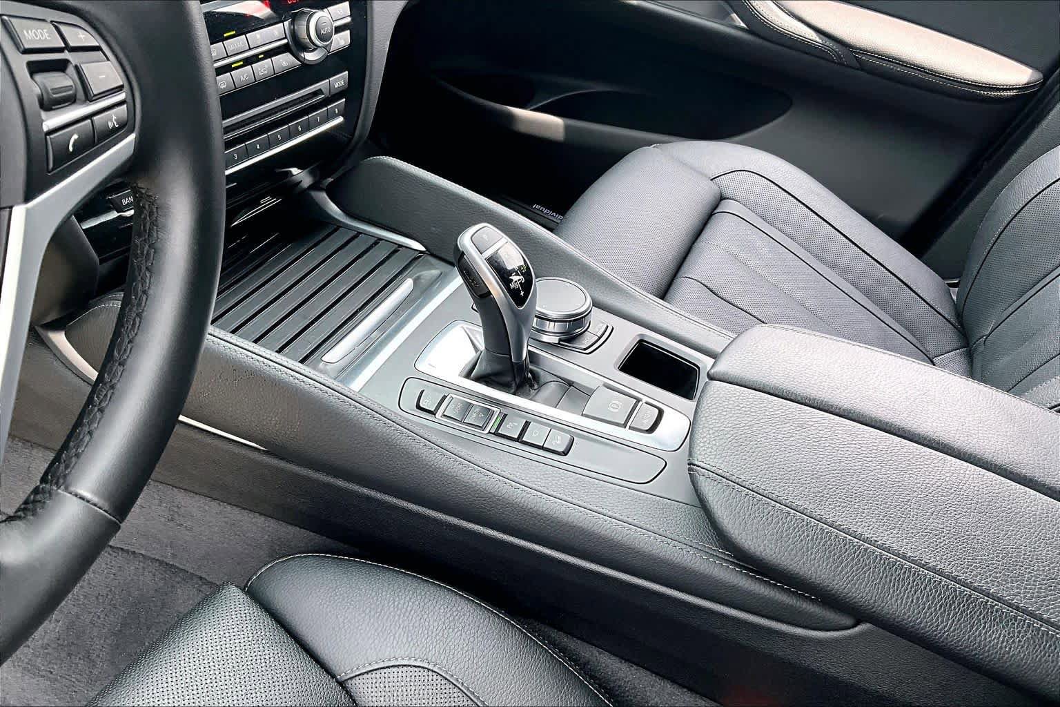 Used 2019 BMW X6 xDrive35i w/ Premium Package AWD/4WD image 14