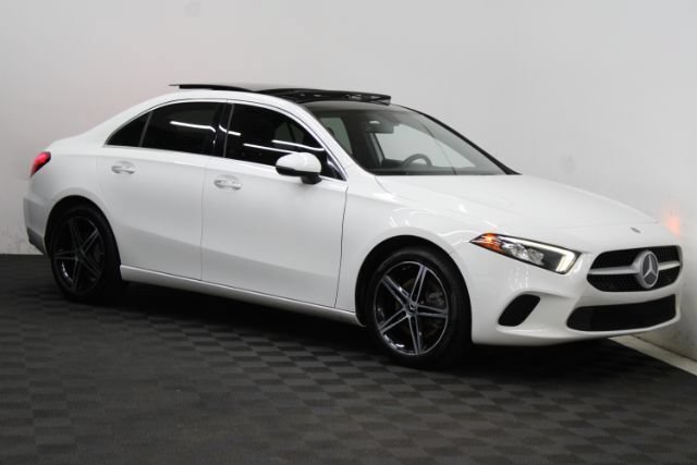Used 2019 Mercedes-Benz A 220 4MATIC image 3