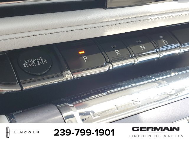 New 2025 Lincoln Aviator AWD image 26