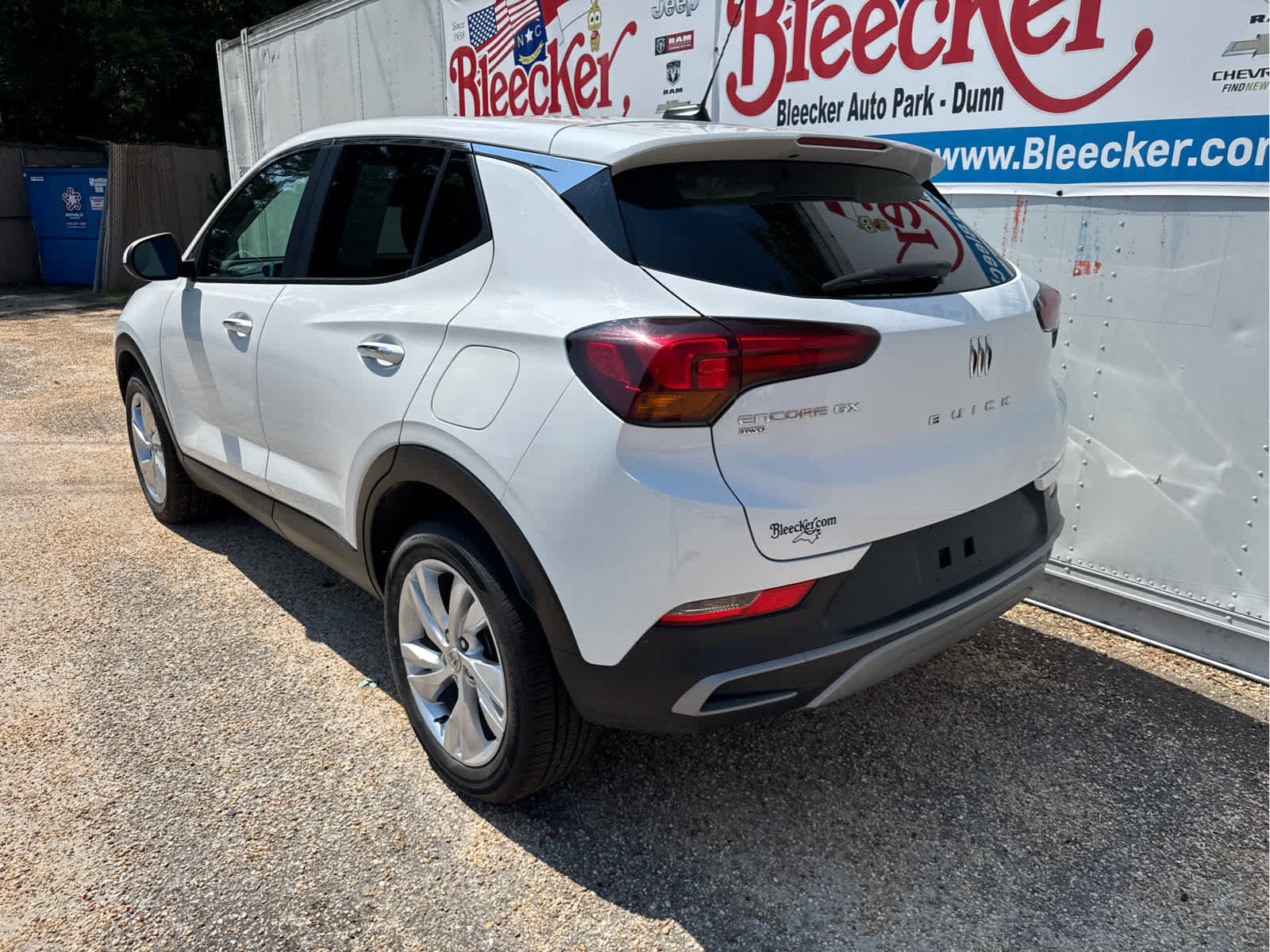 Used 2024 Buick Encore GX Preferred w/ Comfort Package AWD/4WD image 8