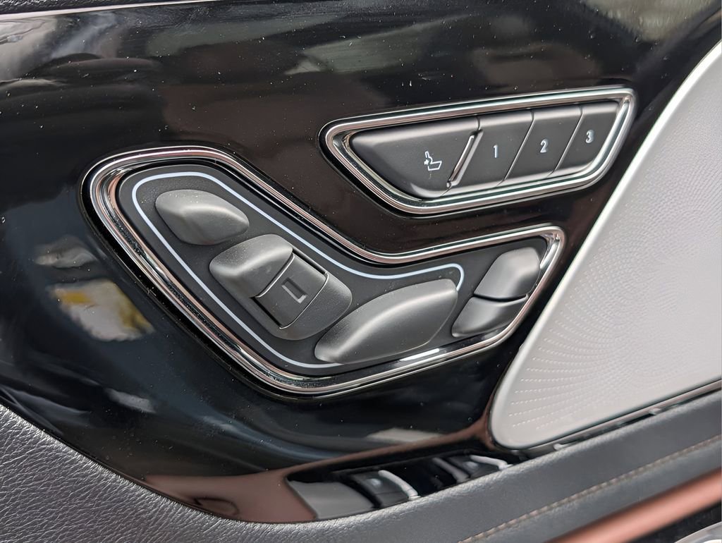 Used 2025 Lincoln Aviator Reserve w/ Luxury Package AWD/4WD image 15