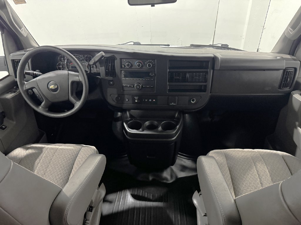 Used 2023 Chevrolet Express 3500 LS RWD image 25