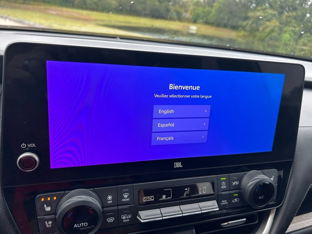 Used 2024 Toyota Grand Highlander Limited image 26