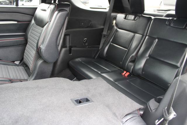Used 2025 Ford Explorer ST-Line w/ Premium Package AWD/4WD image 48