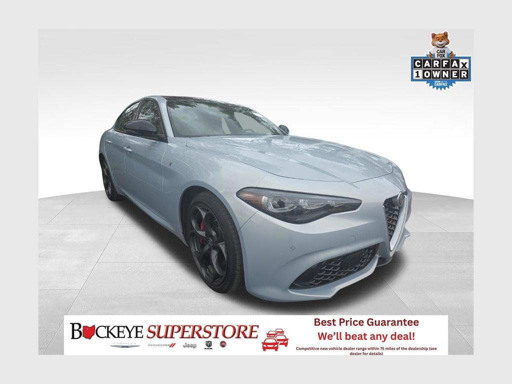 Used 2024 Alfa Romeo Giulia Ti w/ Performance Driving Package AWD/4WD image 1
