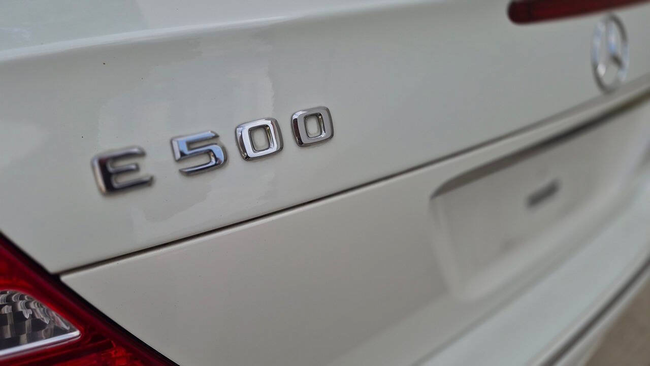 Used 2005 Mercedes-Benz E 500 Sedan image 20