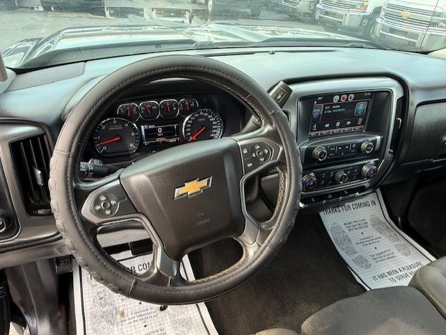 Used 2015 Chevrolet Silverado 2500 LT w/ LT Convenience Package image 12