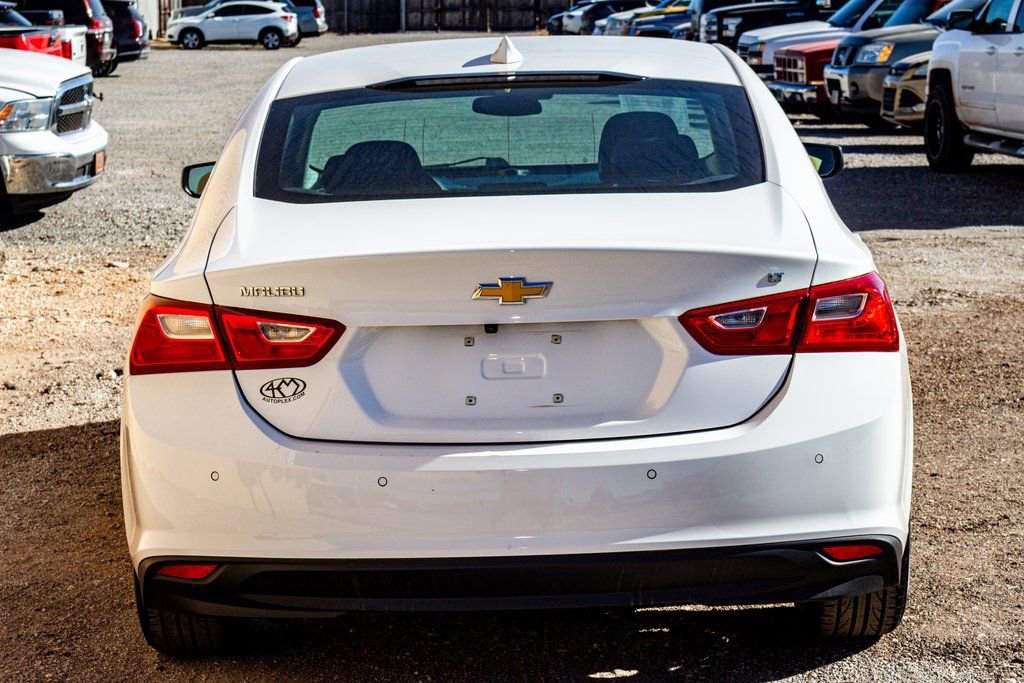 Used 2024 Chevrolet Malibu LT image 4