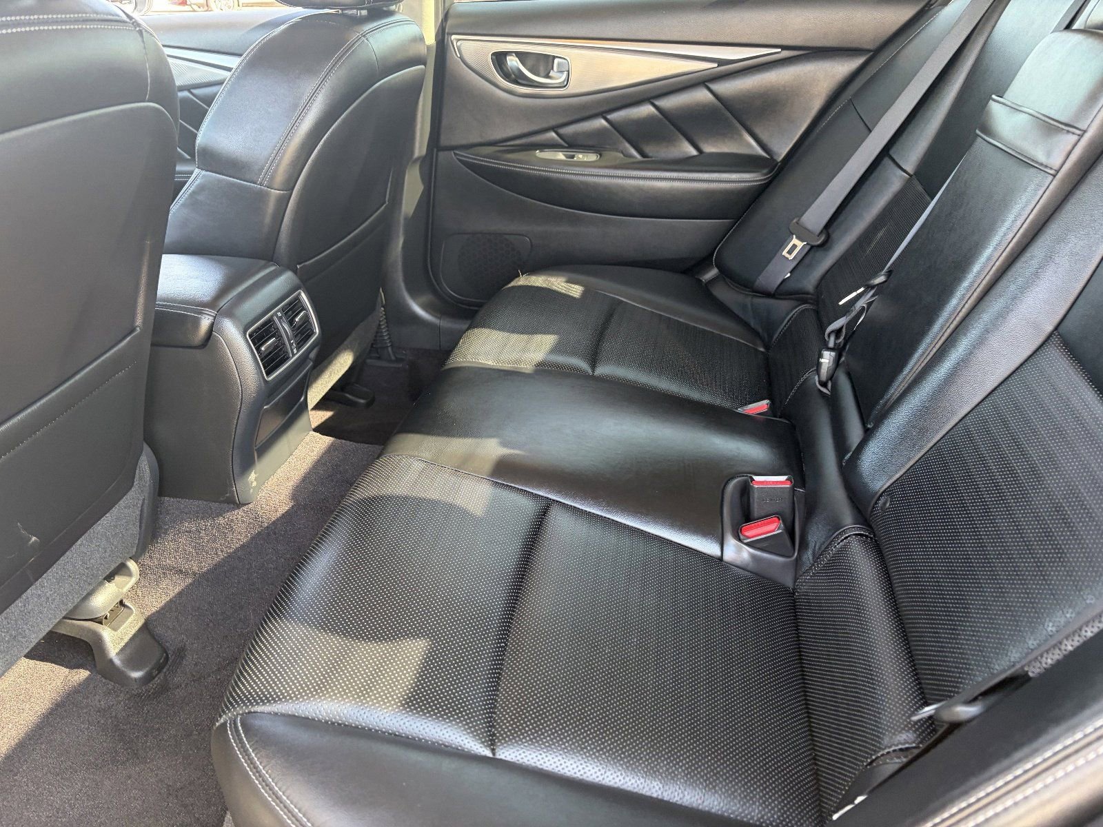 Used 2018 INFINITI Q50 Sport image 18