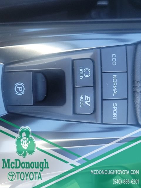 Certified 2026 Toyota Camry LE FWD image 33