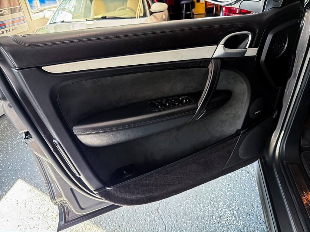 Used 2010 Porsche Cayenne GTS AWD/4WD image 17