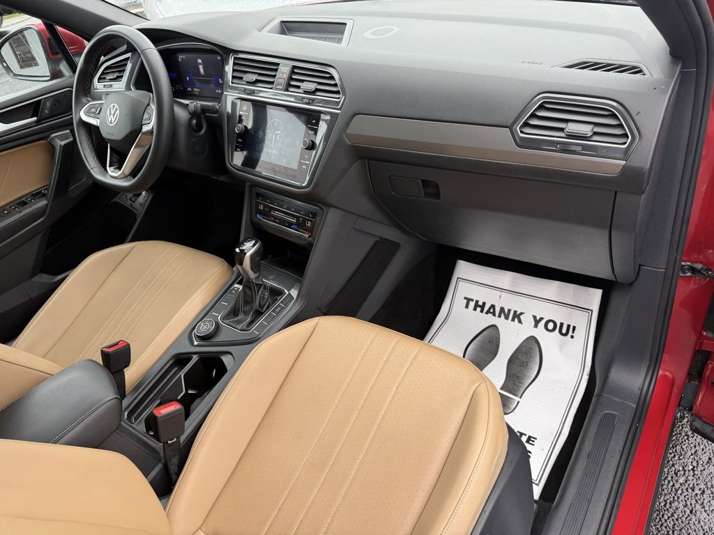 Used 2022 Volkswagen Tiguan SE image 27