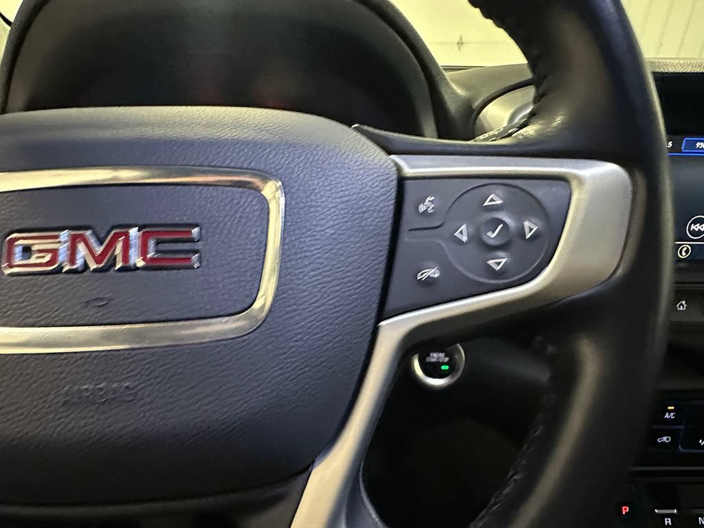 Used 2020 GMC Terrain SLE FWD image 37