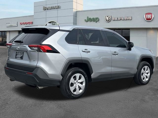 Used 2025 Toyota RAV4 LE FWD image 7