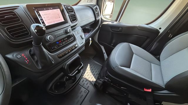 Used 2025 RAM ProMaster 1500 FWD image 14