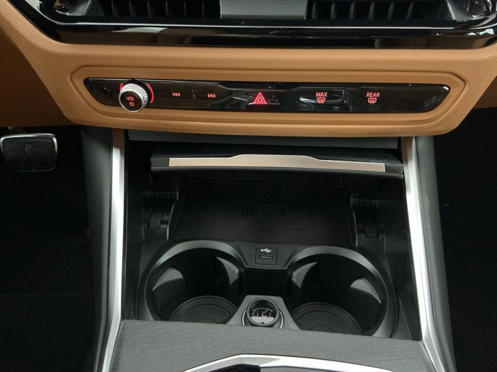 New 2026 BMW 330i Sedan w/ M Sport Package RWD image 12