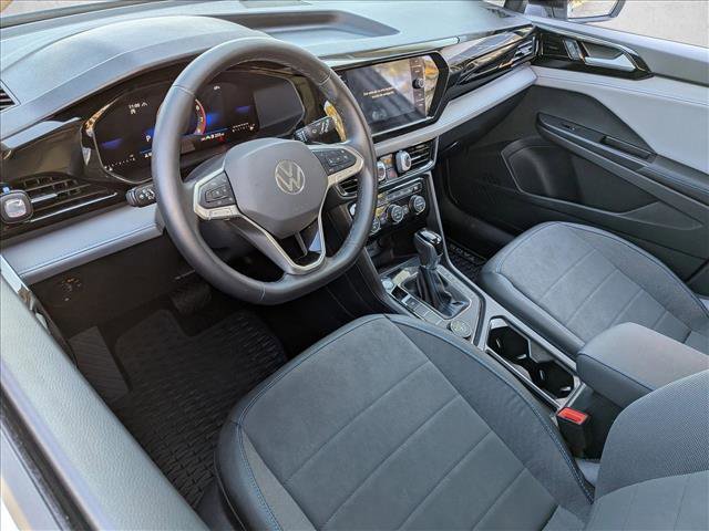 Used 2024 Volkswagen Taos SE image 12