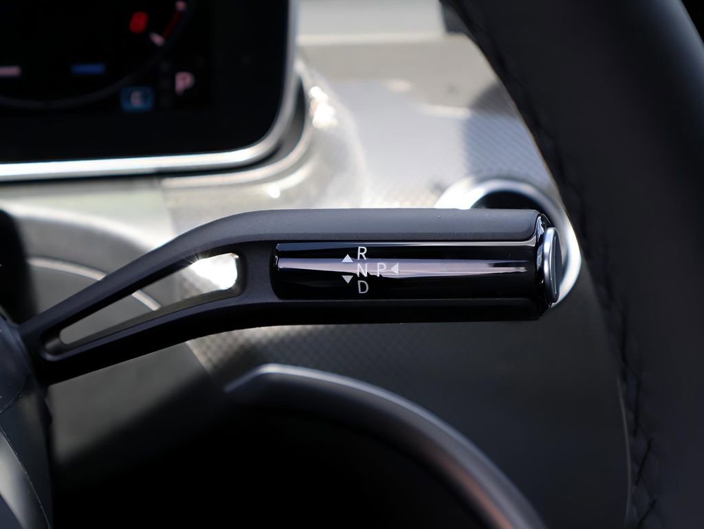 Certified 2025 Mercedes-Benz C 300 4MATIC Sedan image 33