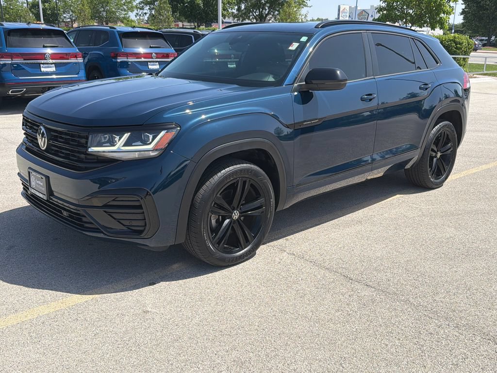 Used 2023 Volkswagen Atlas Cross Sport SEL R-Line AWD/4WD image 3