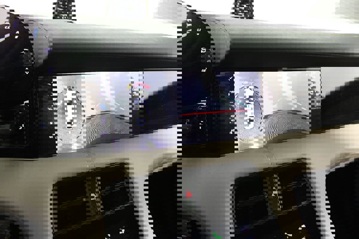 Used 2022 Porsche Taycan image 29