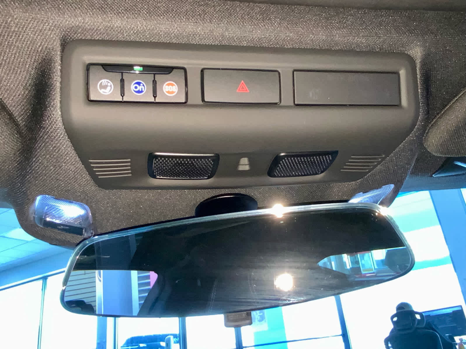 Used 2023 Chevrolet Corvette Stingray Coupe w/ Z51 Performance Package image 34