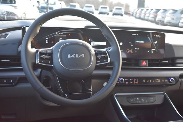 New 2026 Kia Carnival EX FWD image 23