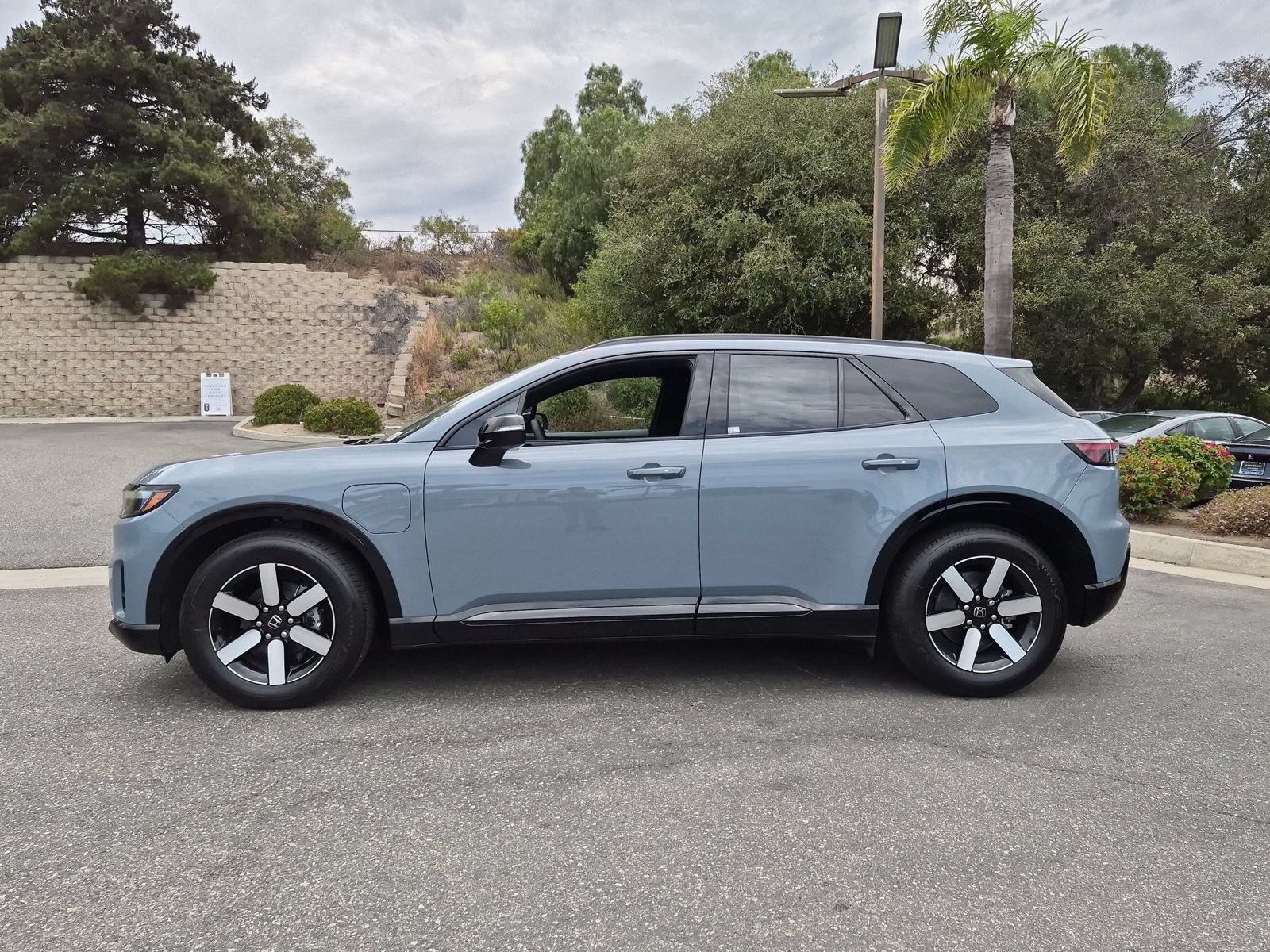 New 2026 Honda Prologue Touring image 8