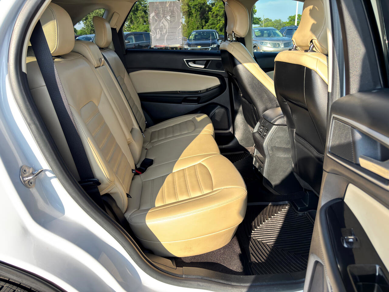Used 2019 Ford Edge SEL w/ Equipment Group 201A image 23