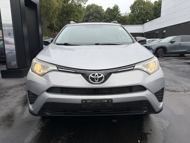 Used 2016 Toyota RAV4 LE AWD/4WD image 3