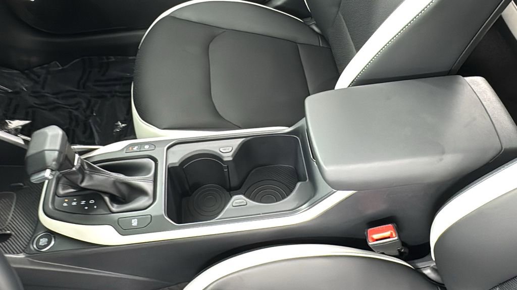 New 2025 Kia K4 GT-Line Turbo image 32