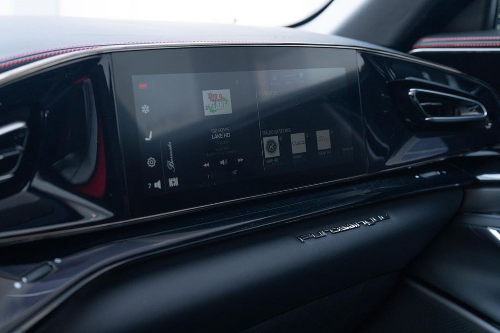 Used 2025 Ferrari Purosangue AWD/4WD image 43