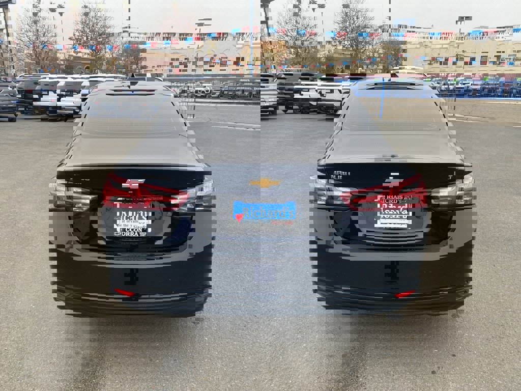 Used 2022 Chevrolet Malibu LT image 15