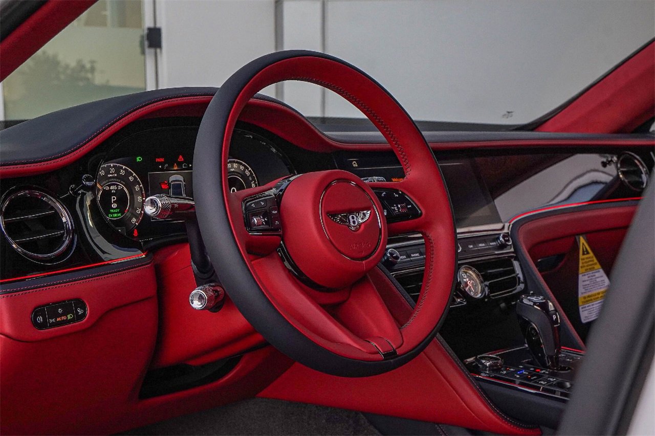 New 2026 Bentley Flying Spur Plug-In Hybrid image 19