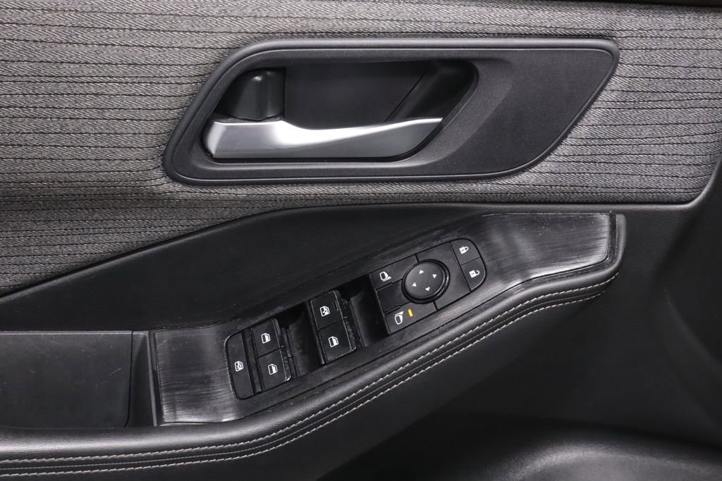 Certified 2023 Nissan Rogue SV AWD/4WD image 22