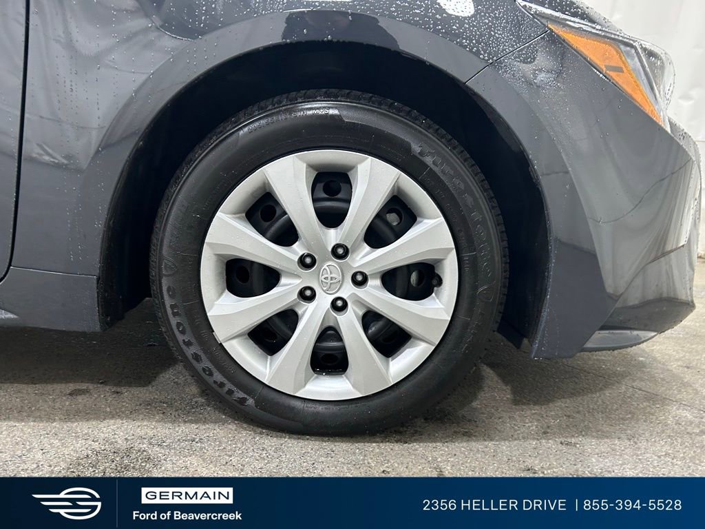 Used 2025 Toyota Corolla LE image 11