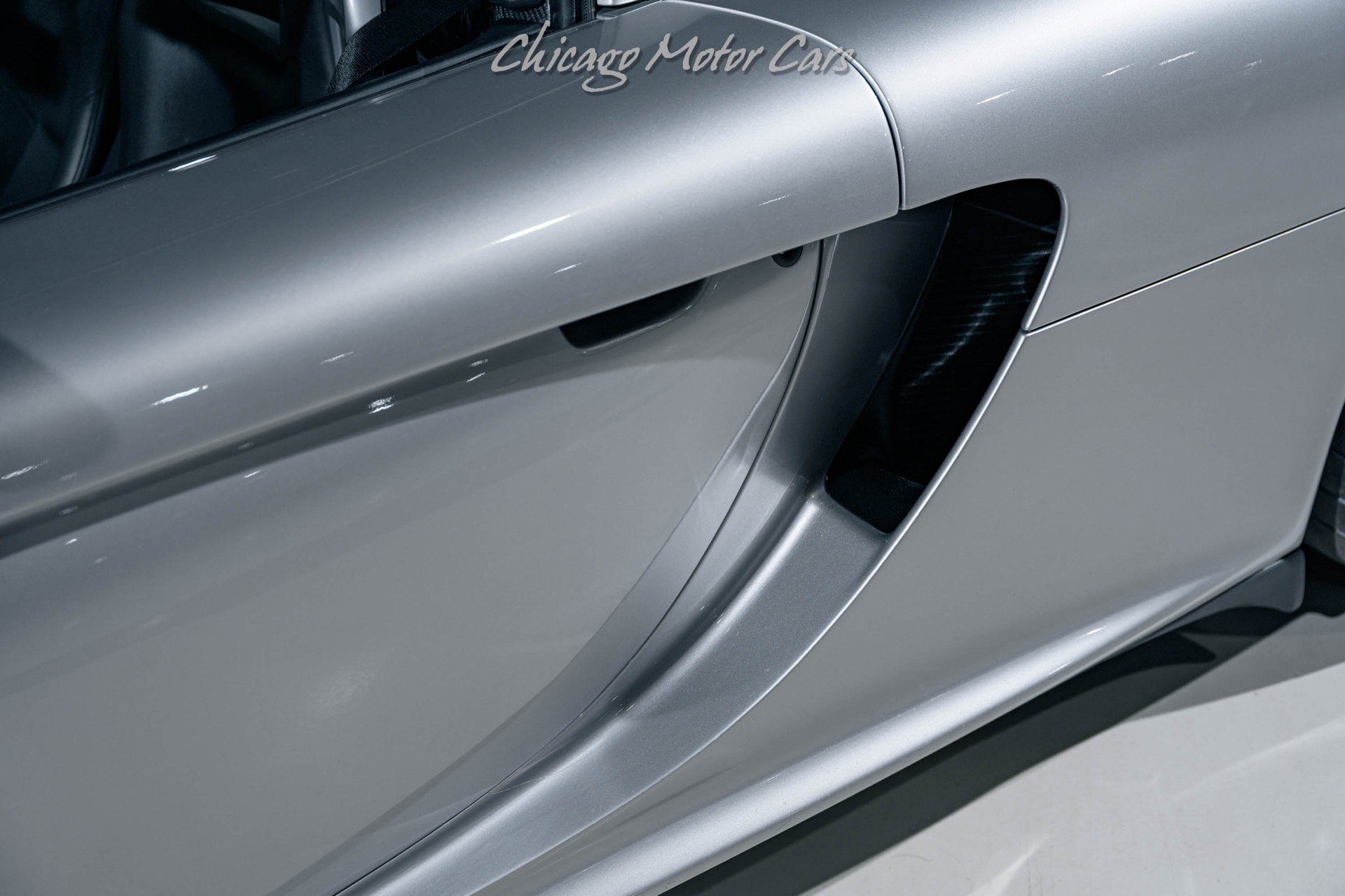 Used 2005 Porsche Carrera GT RWD image 35