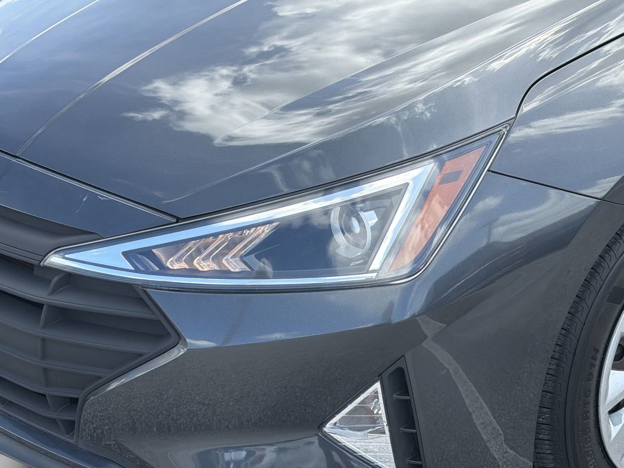 Used 2020 Hyundai Elantra SE FWD image 6