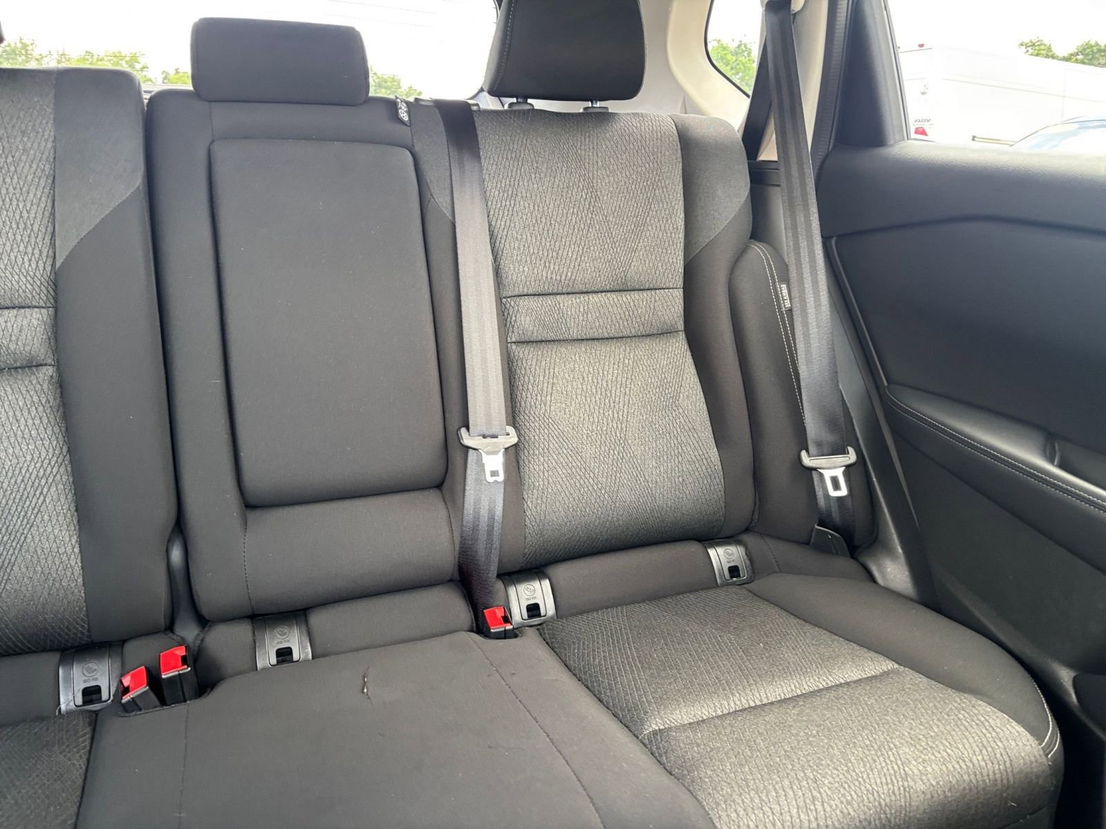 Used 2025 Nissan Rogue SV FWD image 39