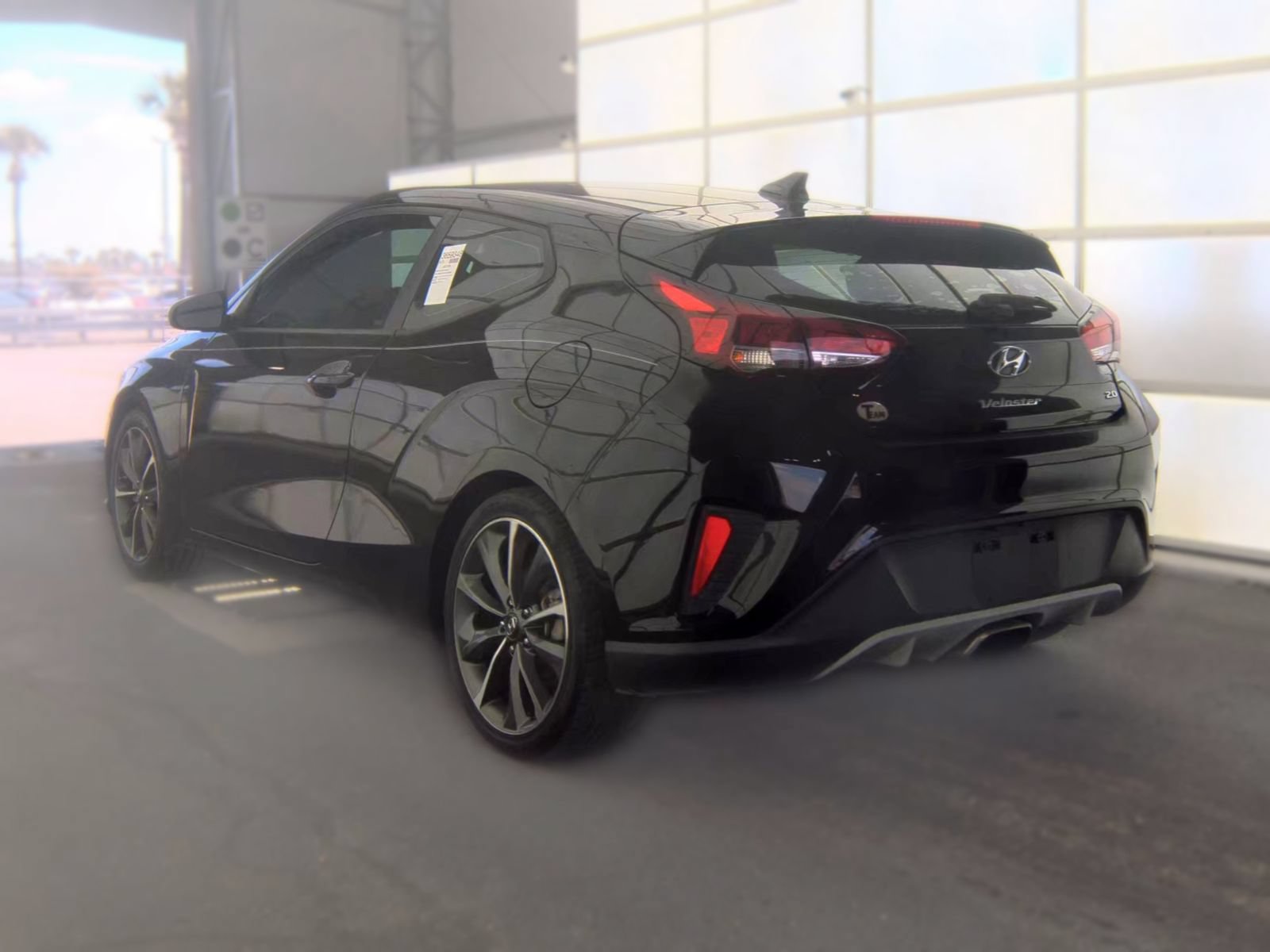 Used 2020 Hyundai Veloster 2.0 Premium FWD video 2