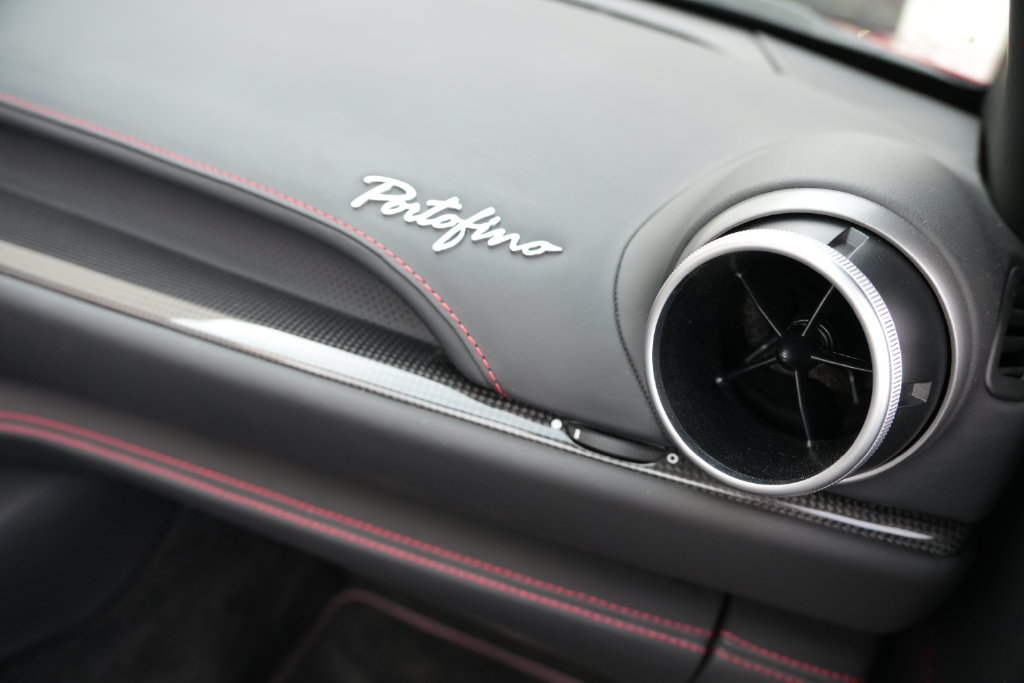 Used 2019 Ferrari Portofino RWD image 40