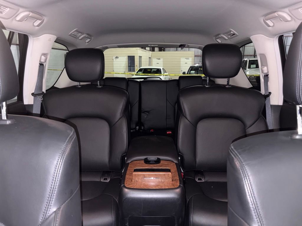 Used 2024 Nissan Armada SL w/ Captain's Chairs Package image 48