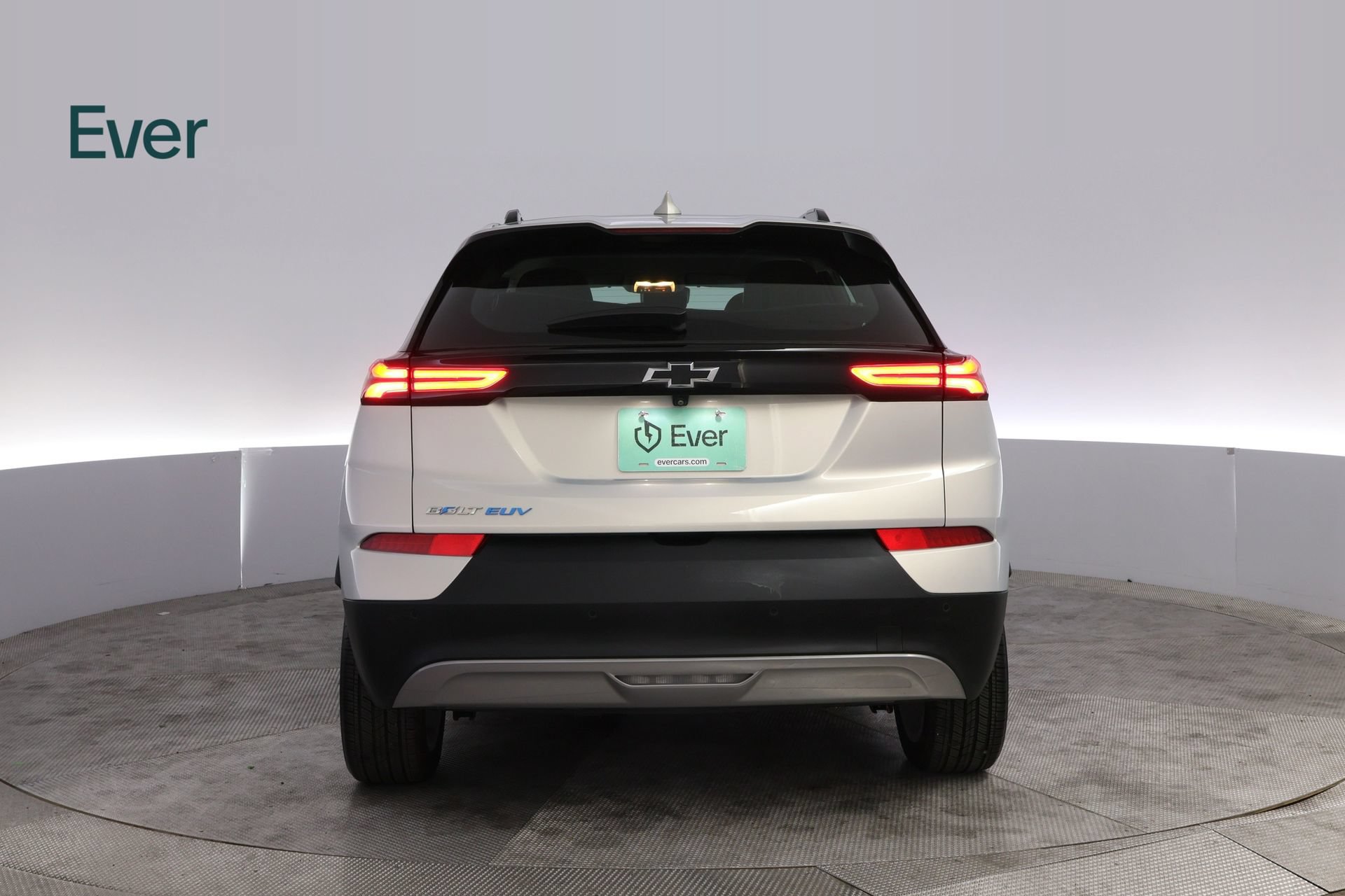 Used 2022 Chevrolet Bolt EUV LT w/ Comfort Package FWD image 14