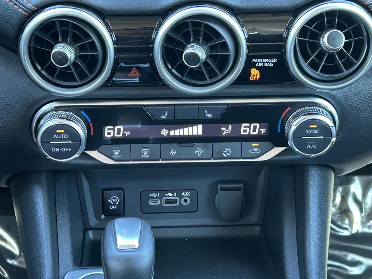 Certified 2025 Nissan Sentra SR image 20