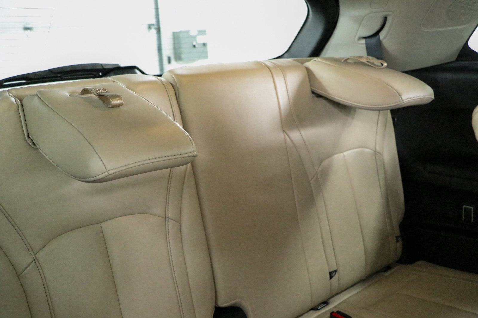 Used 2023 INFINITI QX60 Luxe w/ Cargo Package AWD/4WD image 30