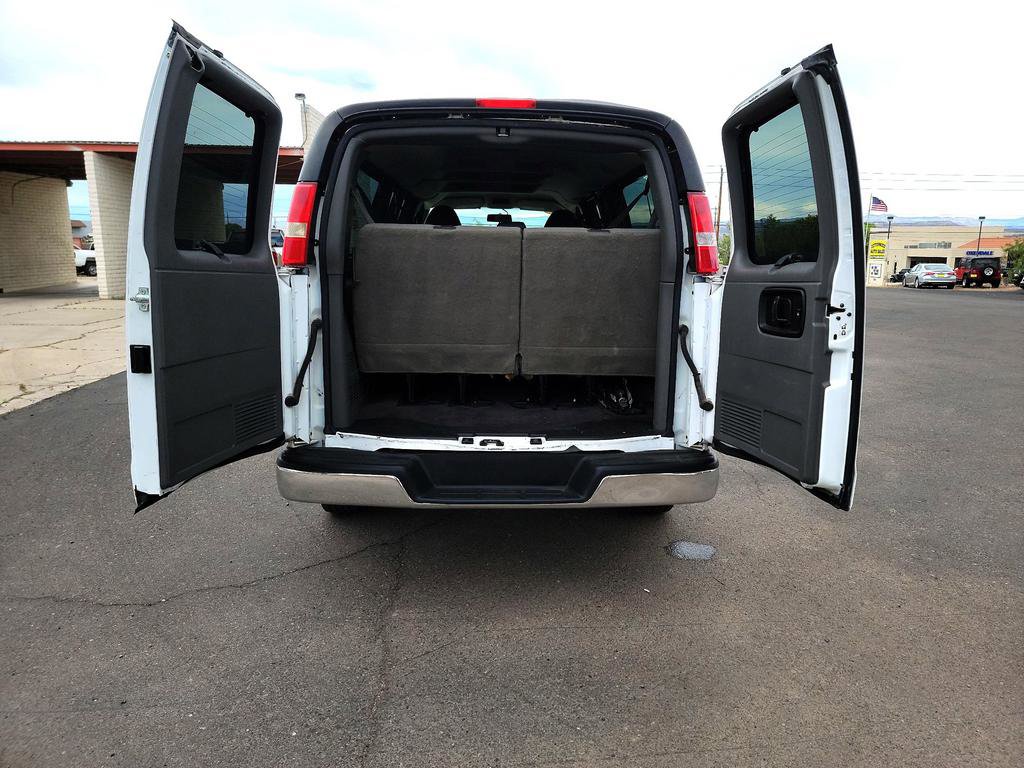 Used 2014 Chevrolet Express 3500 LT w/ LT Preferred Equipment Group image 13